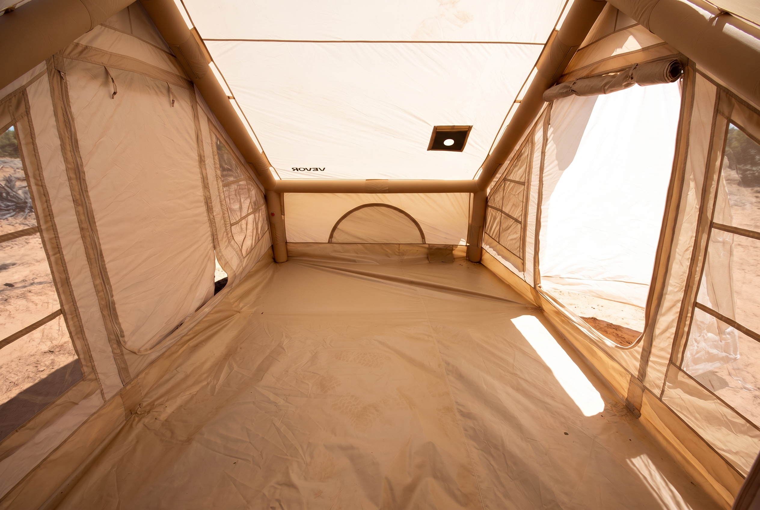 Pre-pitched basic tent — detail view